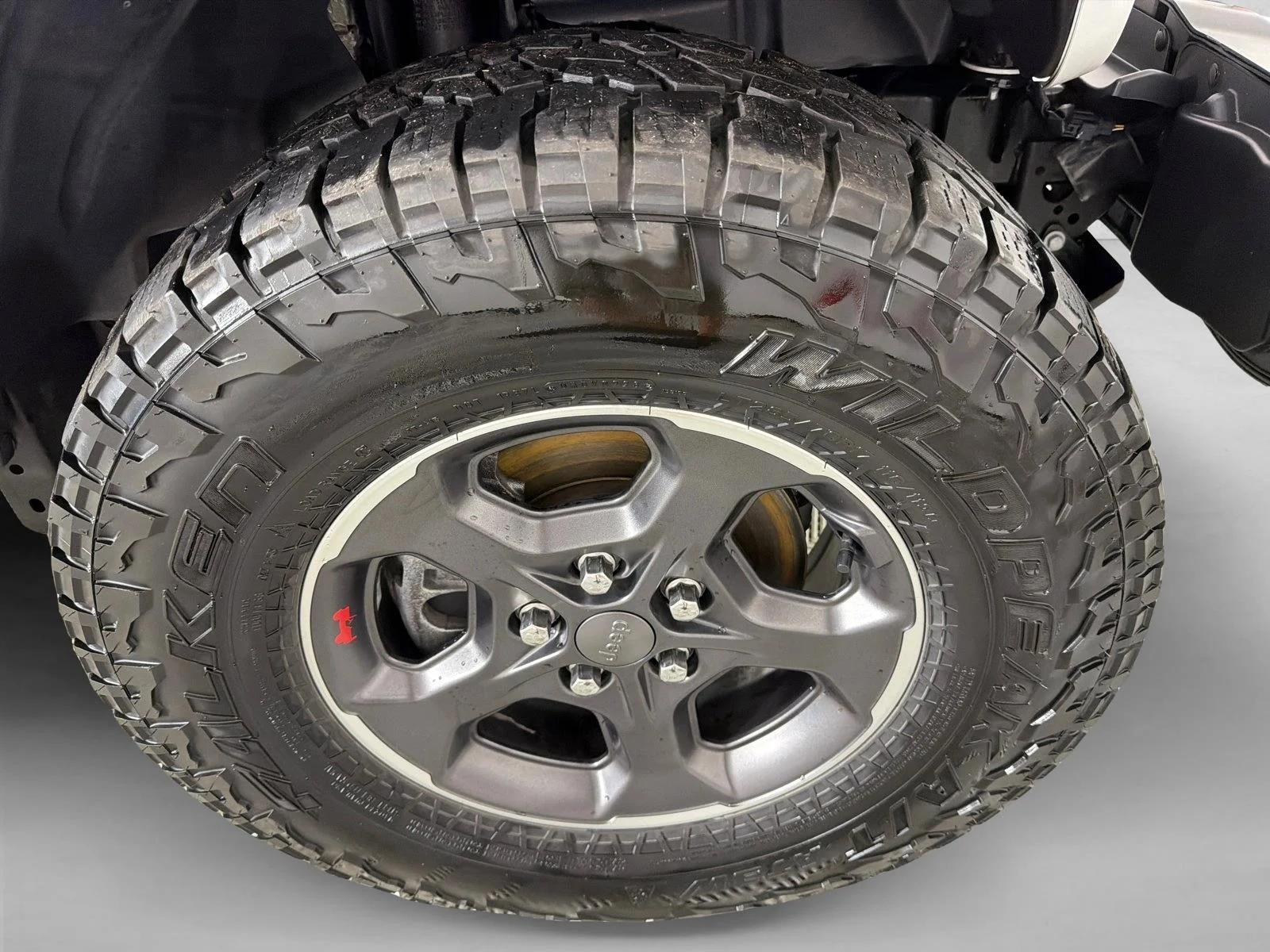 Used 2023 White Jeep Rubicon image 13