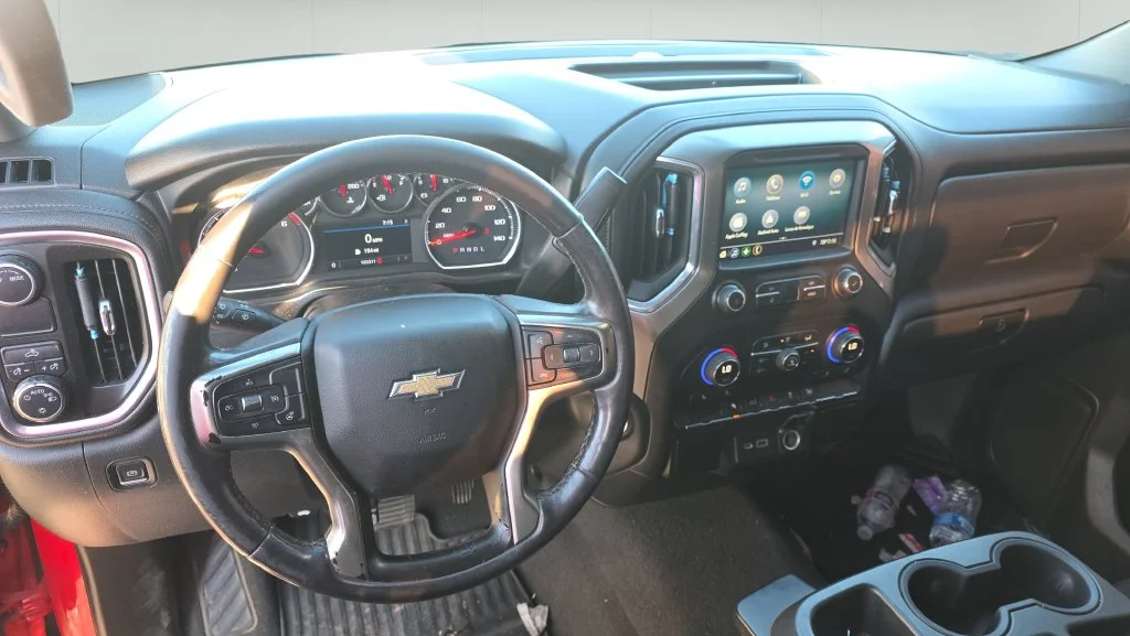 Used 2021 Red Chevrolet LT image 17