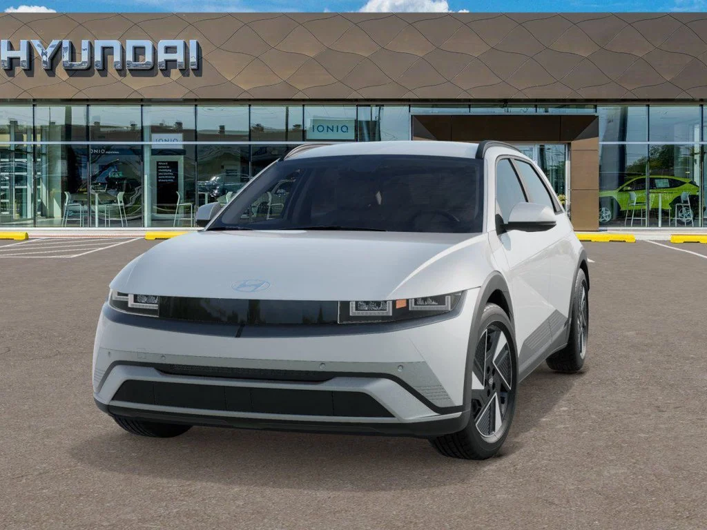 New 2027 White Hyundai SEL image 7