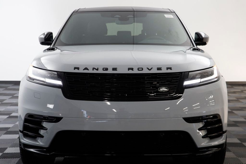 New 2026 Arroios Grey LAND ROVER Dynamic SE image 21