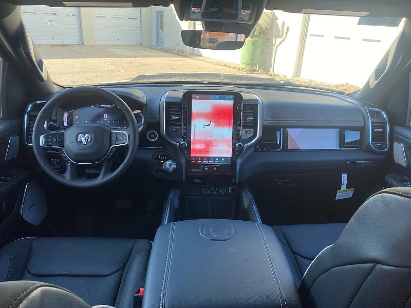 2026 RAM 1500 Laramie - Photo 25