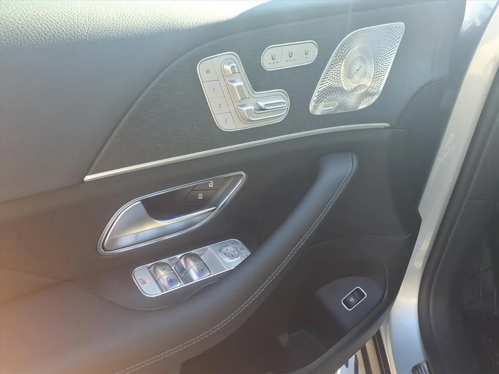 New 2026 Cirrus Silver Metallic Mercedes-Benz GLS 450 image 11