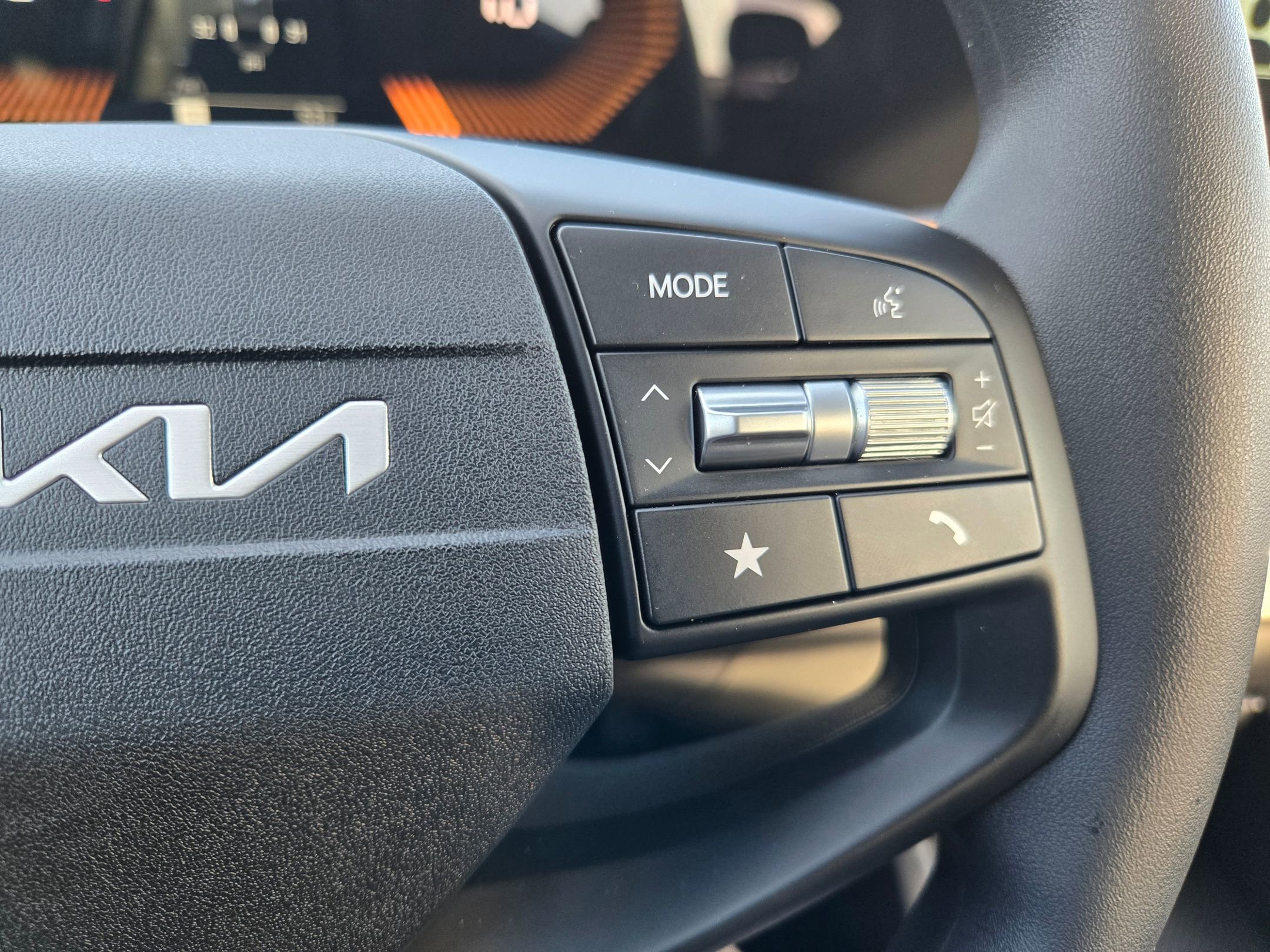 New 2026 Currant Red Kia LXS image 27