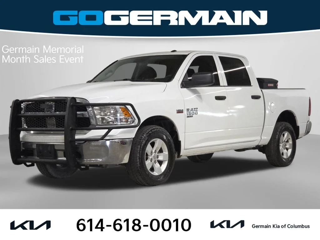2022 RAM 1500 Classic Tradesman 4x4 Crew Cab 5'7's photo