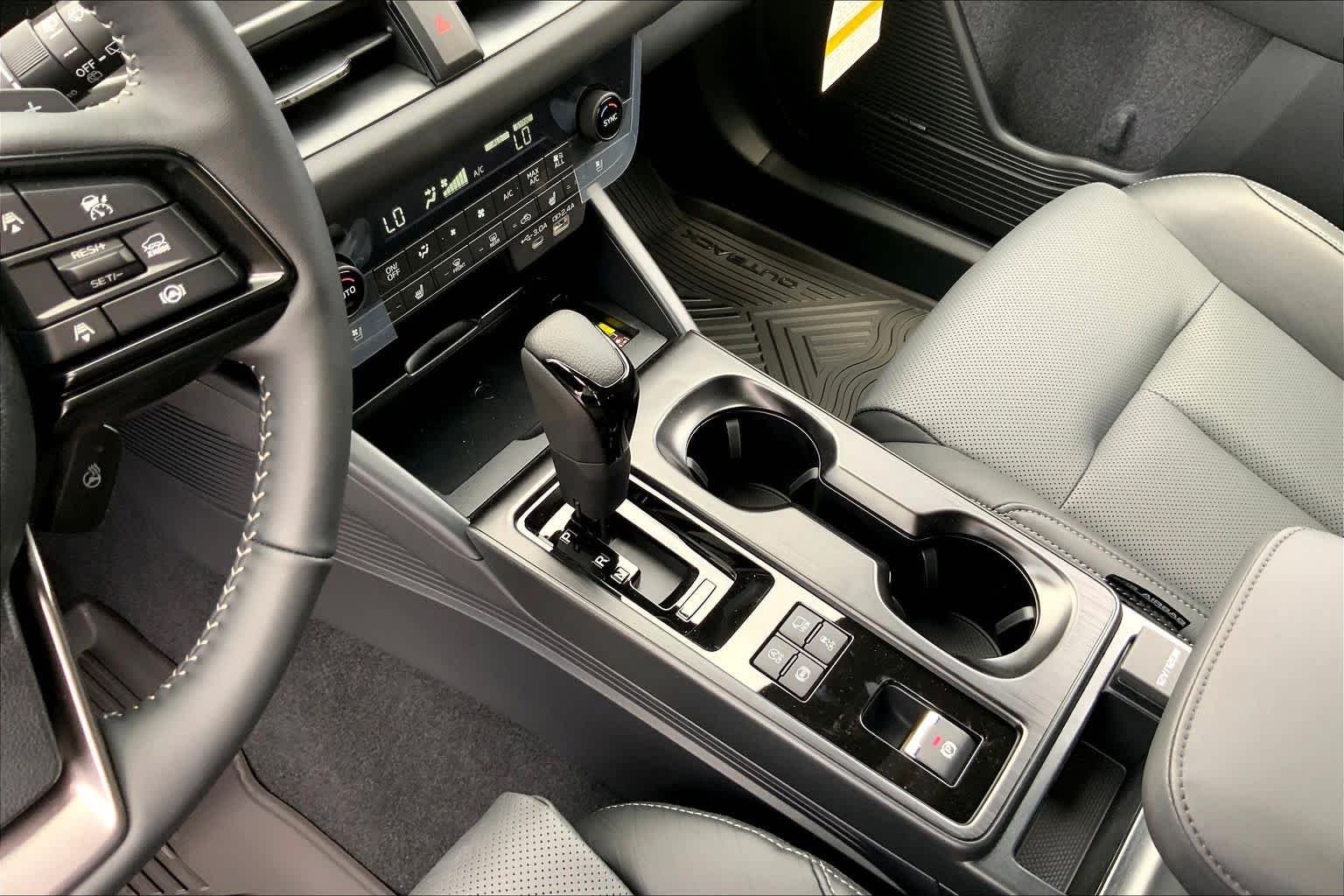 New 2026 CRYSTAL BLACK SILICA Subaru Touring XT image 7