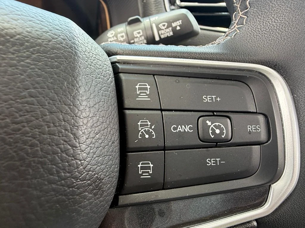 Used 2024 Black Jeep  image 20