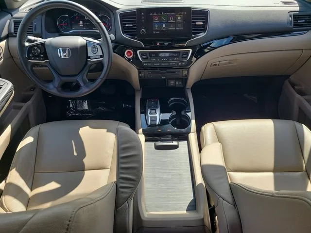 Used 2019 White Honda Touring 7-Passenger image 15