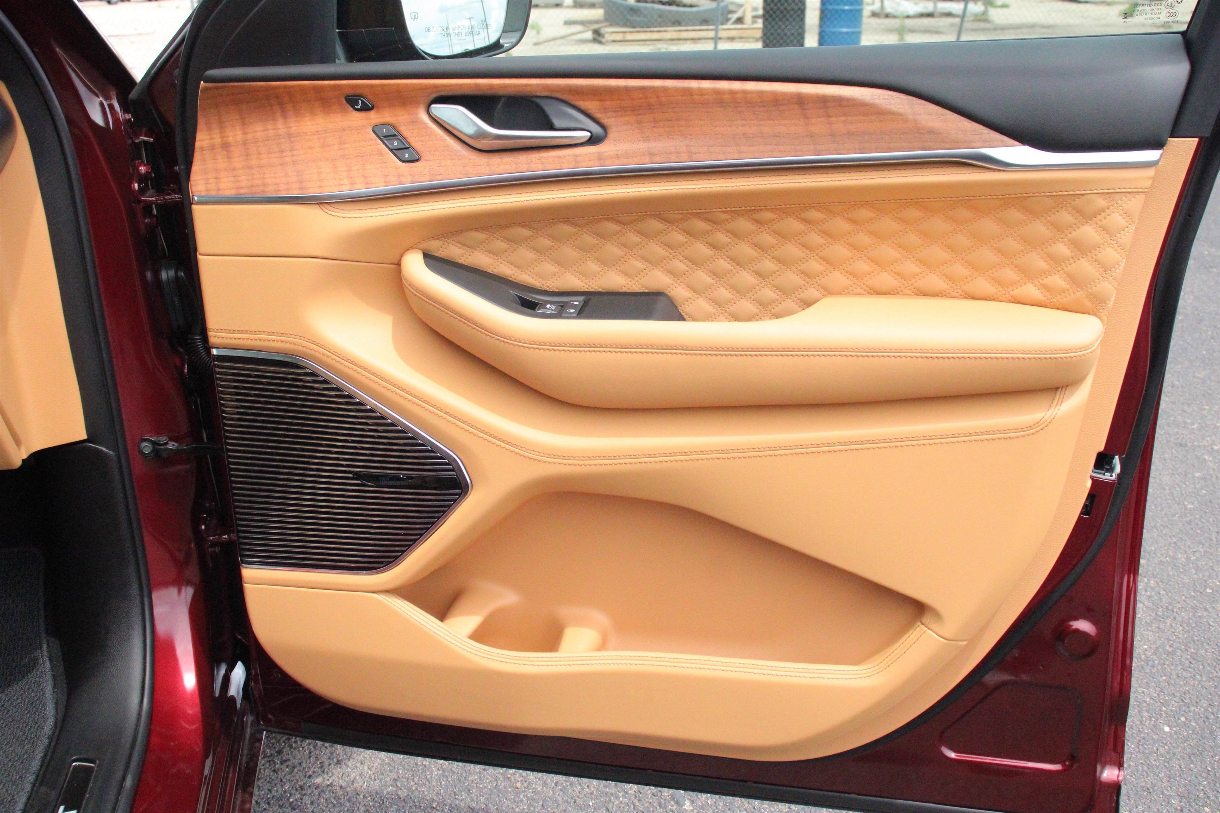 New 2026 Velvet Red Pearl-Coat Exterior Paint Jeep Summit image 32