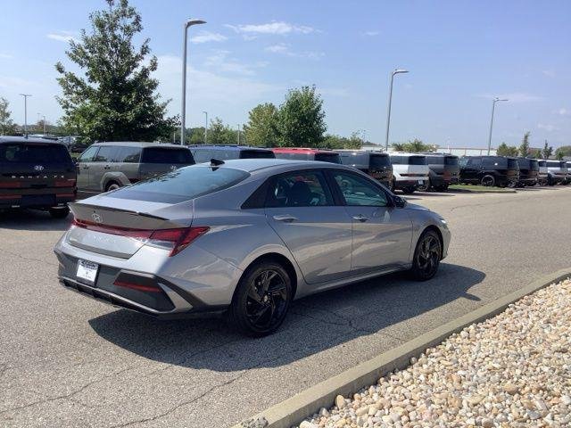 New 2026 Fluid Metal Hyundai SEL Sport image 5