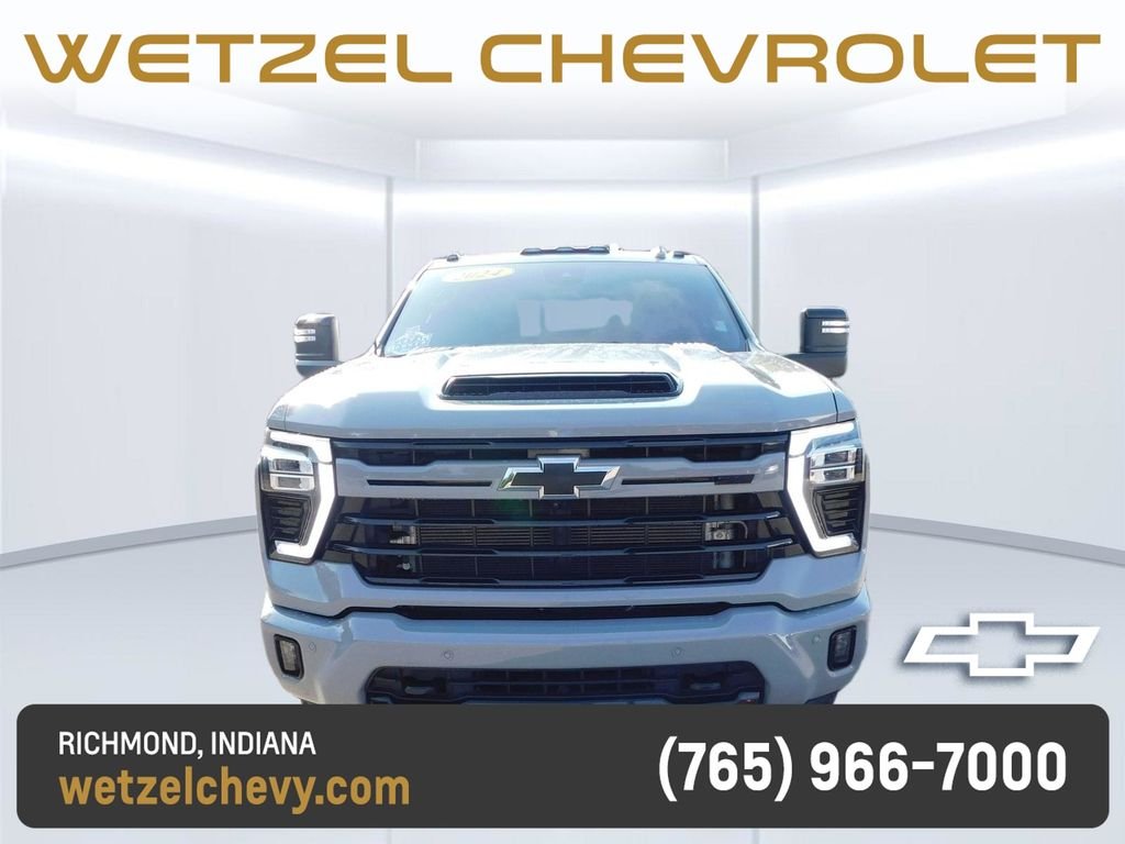 Used 2024 Gray Chevrolet LTZ image 15