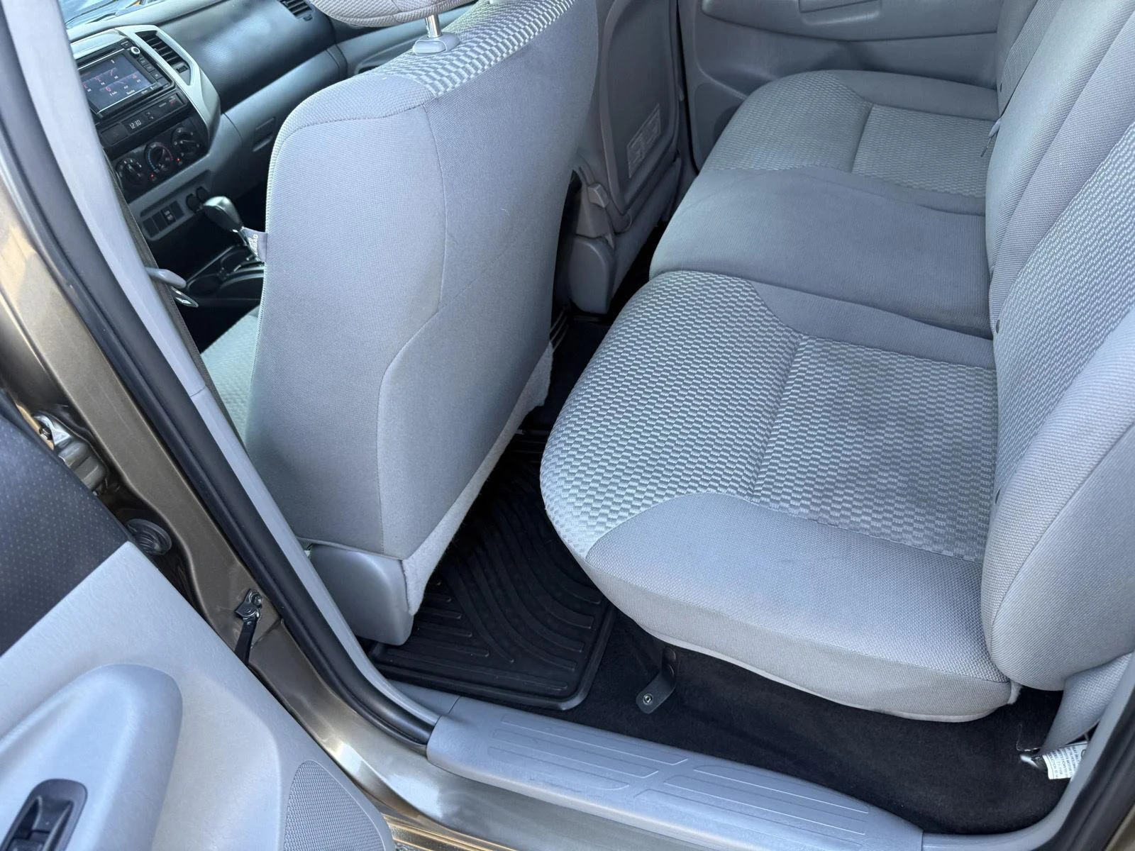 Used 2014 Pyrite Mica Toyota PreRunner image 14