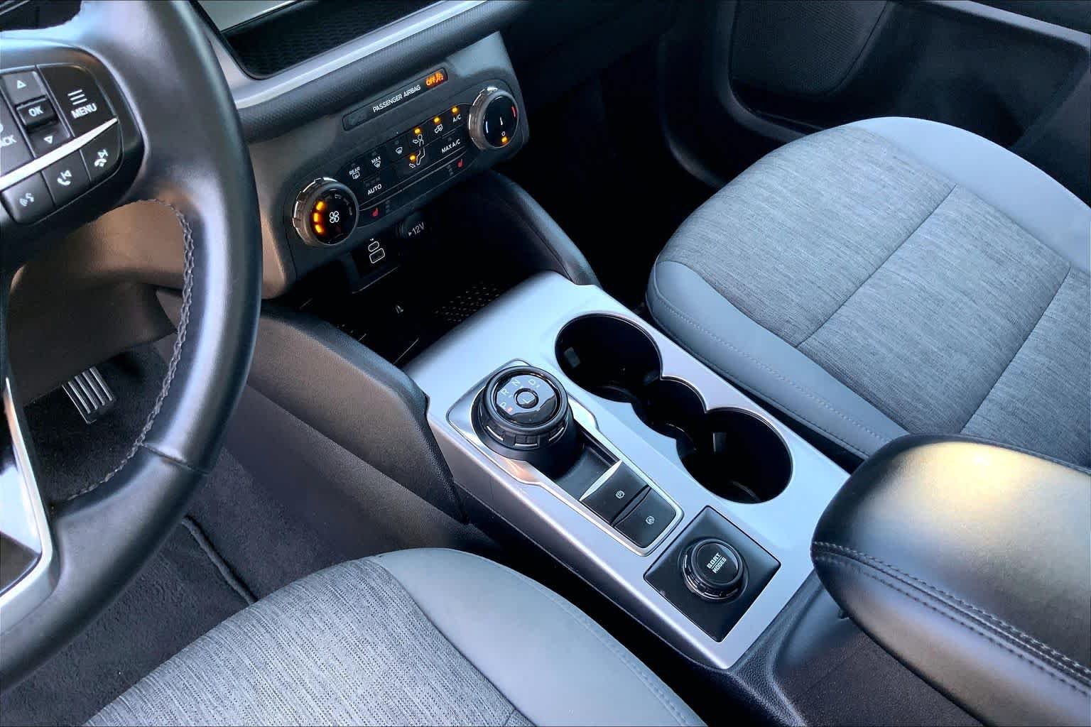 Used 2024 Azure Gray Metallic Tri-Coat Ford Big Bend image 17