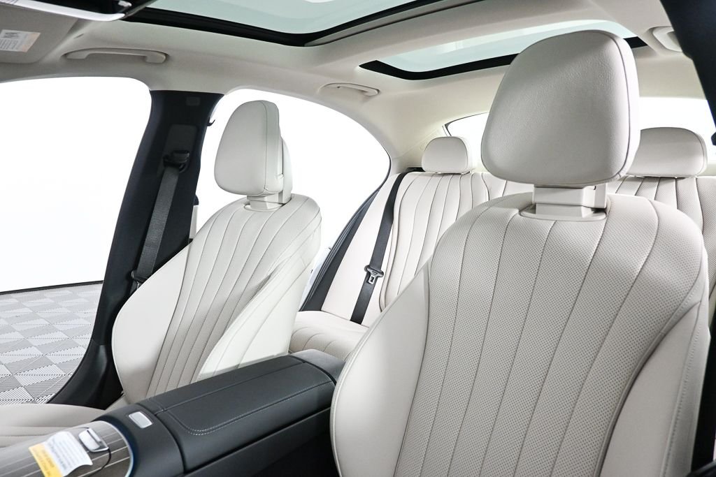 New 2026 Cirrus Silver Metallic Mercedes-Benz E 450 image 5