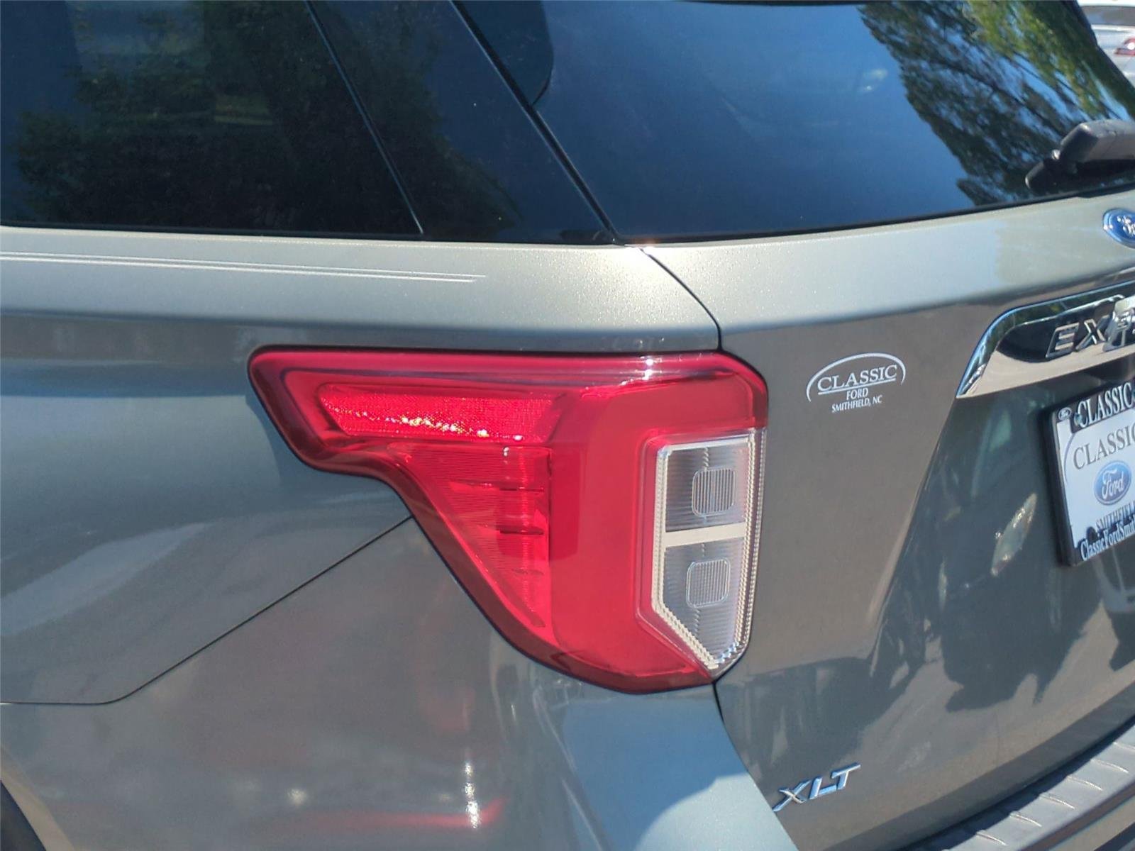 Used 2020 Silver Spruce Metallic Ford XLT image 12