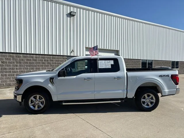 Certified Used 2024 Oxford White Clearcoat Ford XLT image 9
