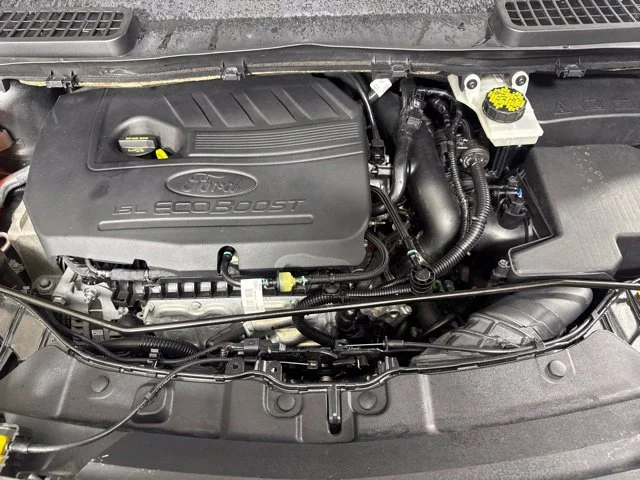 Used 2018 Gray Ford SE image 9