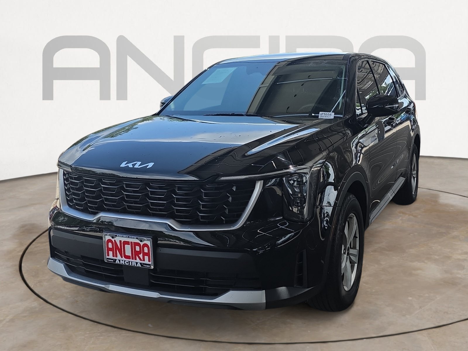 Certified Used 2025 Ebony Black Kia LX image 3