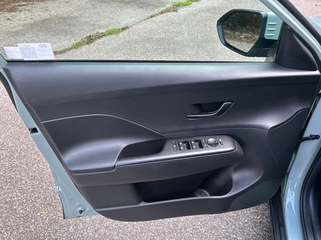 2024 Hyundai Kona SEL - Photo 13