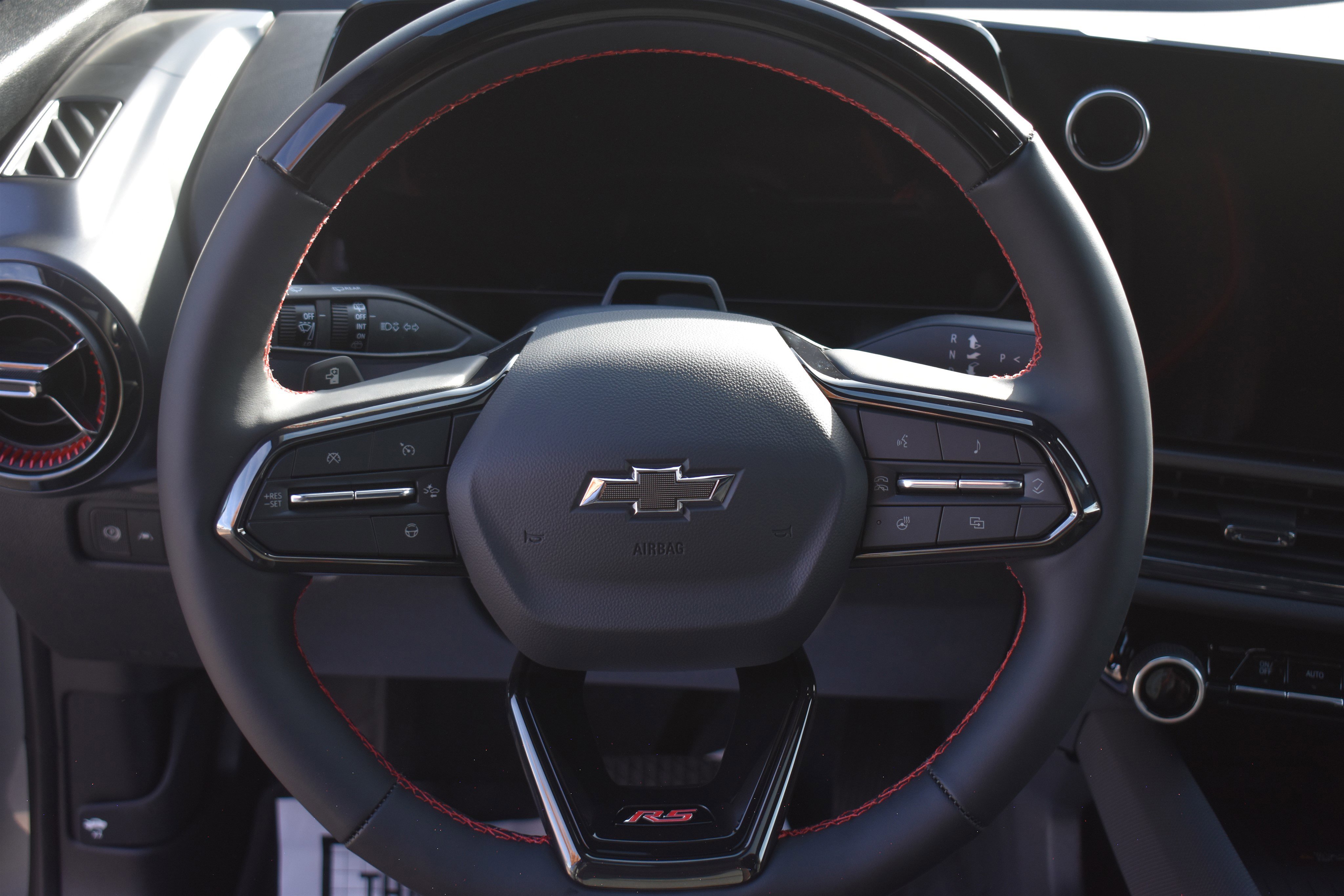 2026 Chevrolet Equinox EV RS - Photo 21