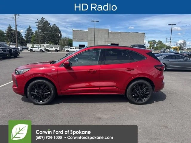 Used 2024 Rapid Red Metallic Tinted Clearcoat Ford ST-Line Elite image 9