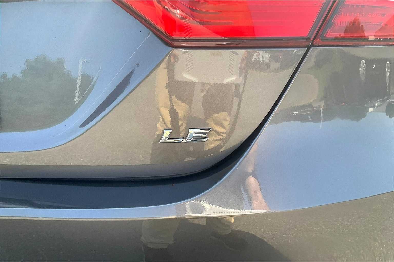 Used 2019 Predawn Gray Mica Toyota LE image 9
