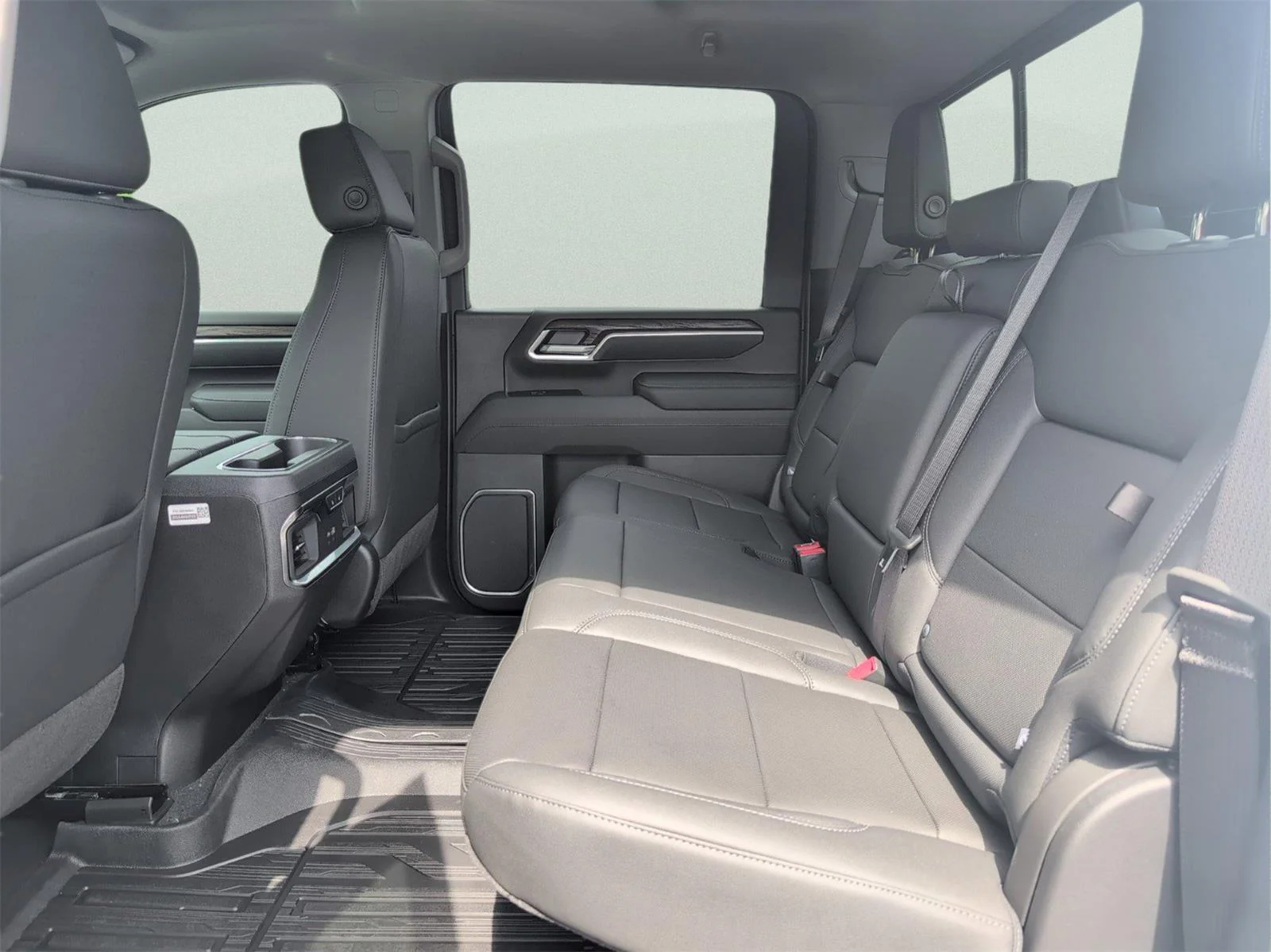 New 2026 Summit White GMC SLT DRW image 16