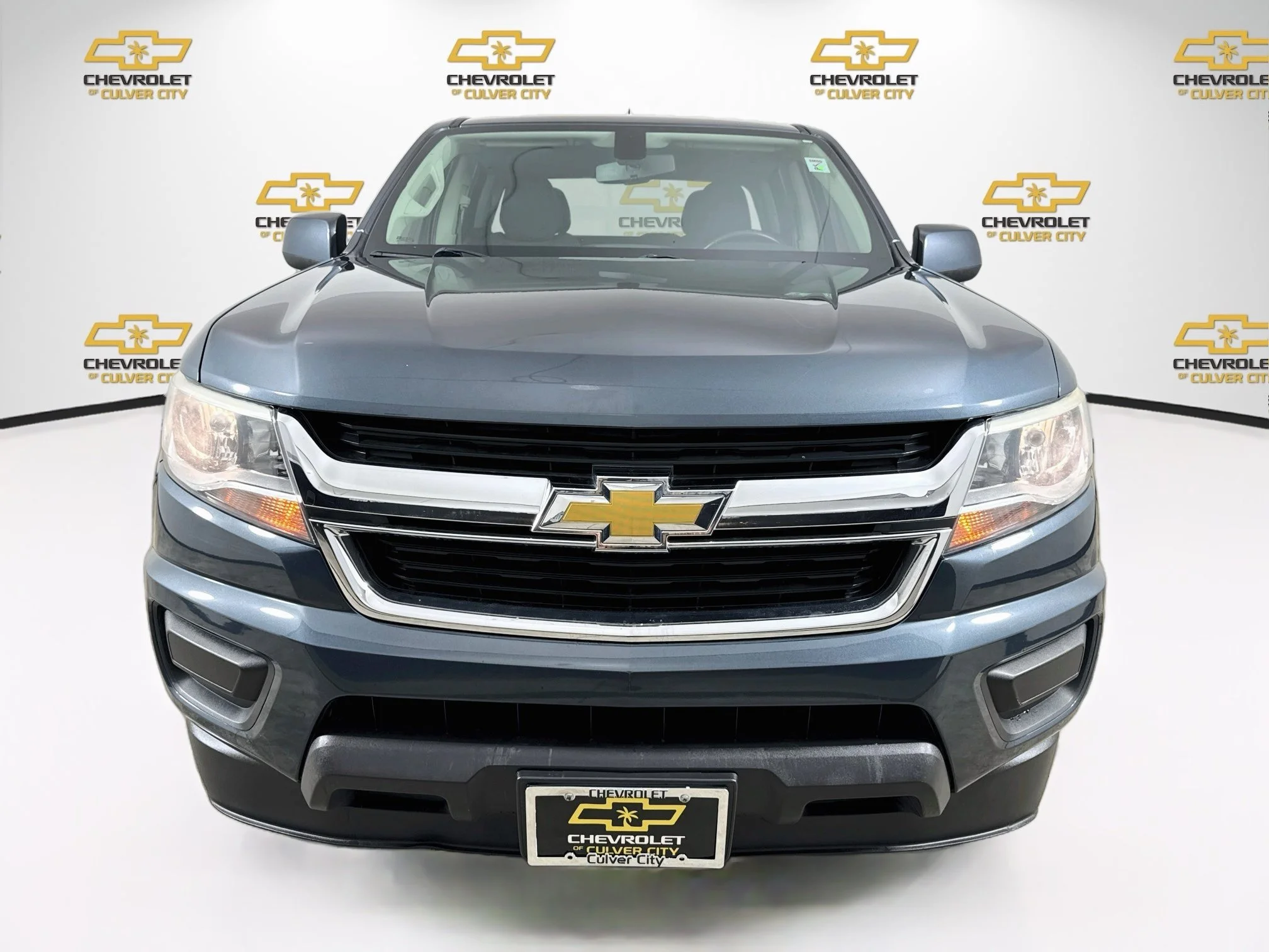 Used 2019 SHADOW GRAY METALLIC Chevrolet 2WD LT image 2