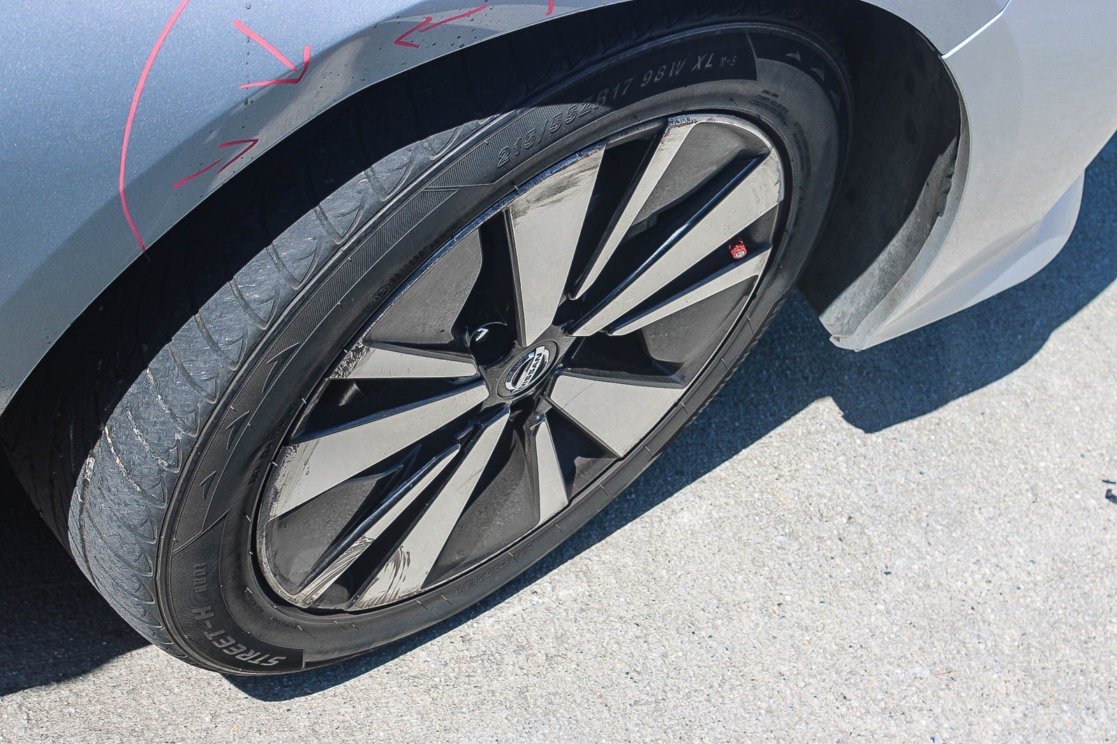 Used 2022 Brilliant Silver Metallic Nissan 2.5 SV image 16