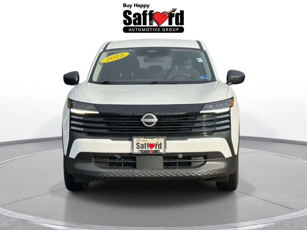 Used 2025 White Nissan S image 7