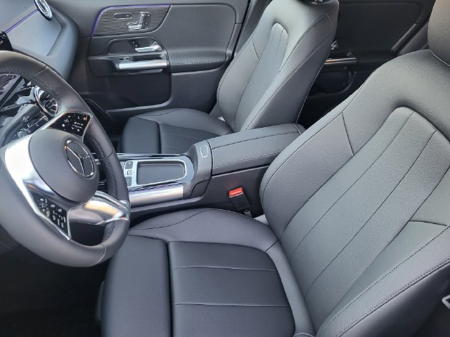 New 2026 Night Black Mercedes-Benz GLA 250 image 8