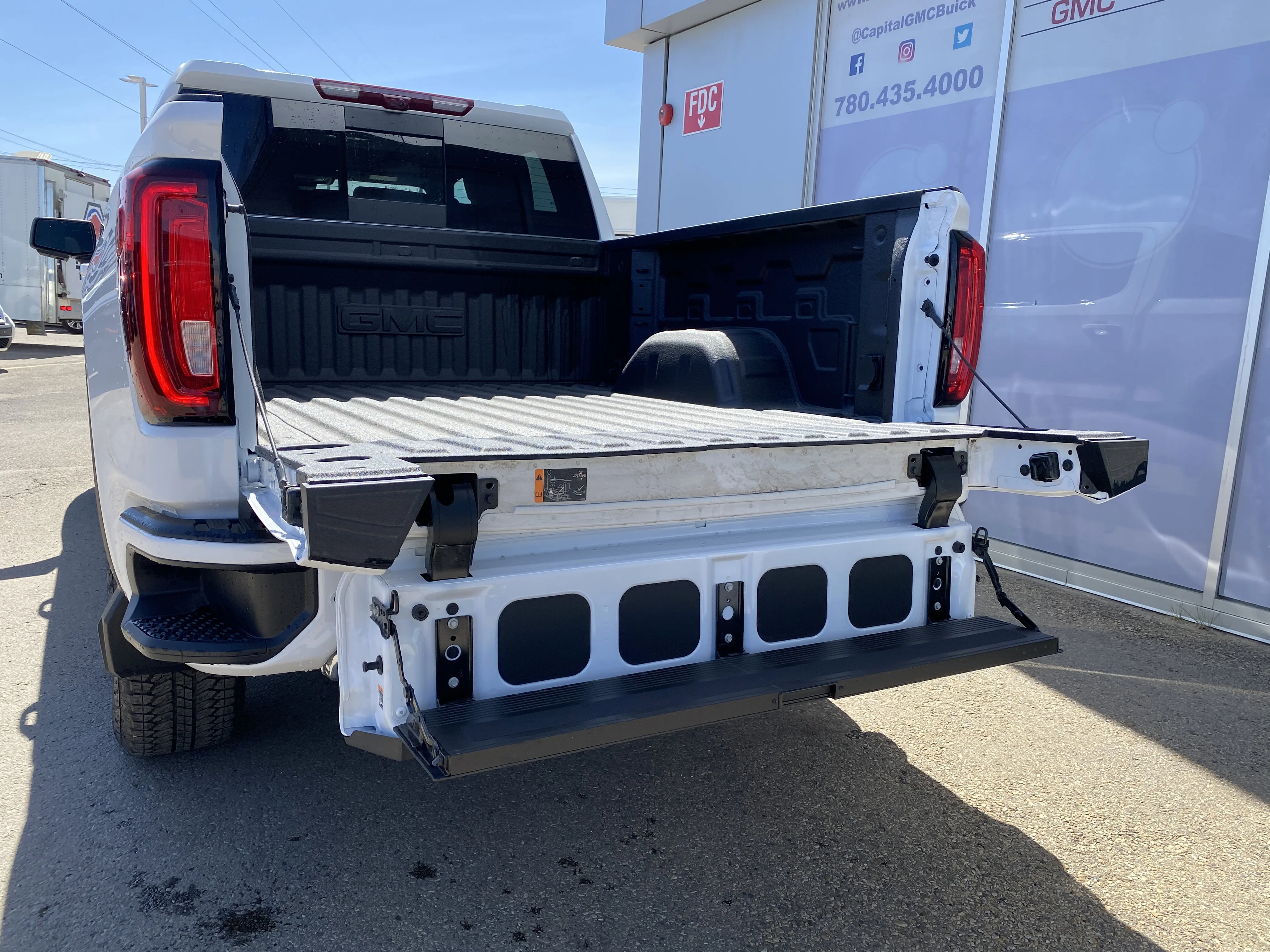 New 2026 Summit White GMC AT4 image 5