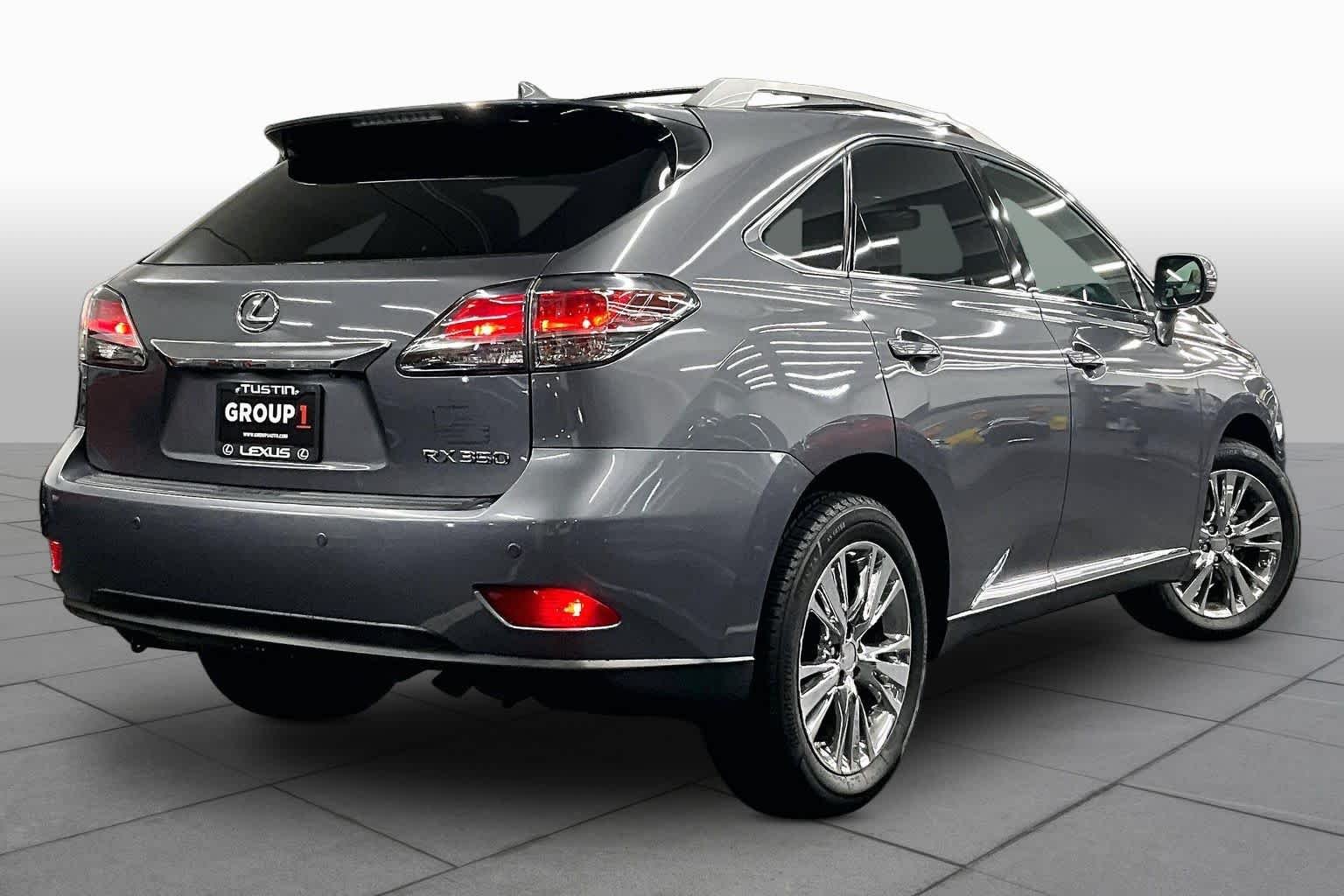 Used 2014 Nebula Gray Pearl Lexus  image 13