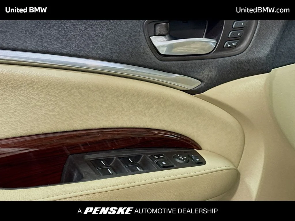 Used 2015  Acura 3.5L Technology Package image 3