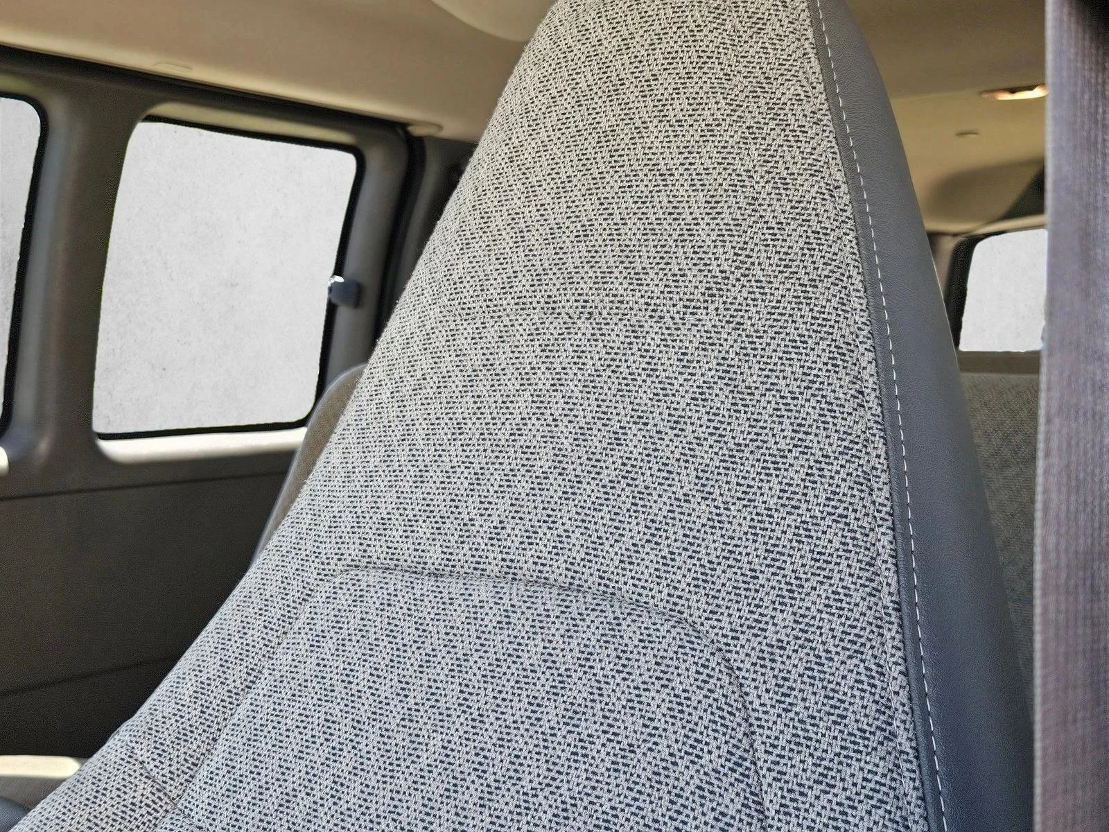 Used 2019 Summit White Chevrolet LT image 13