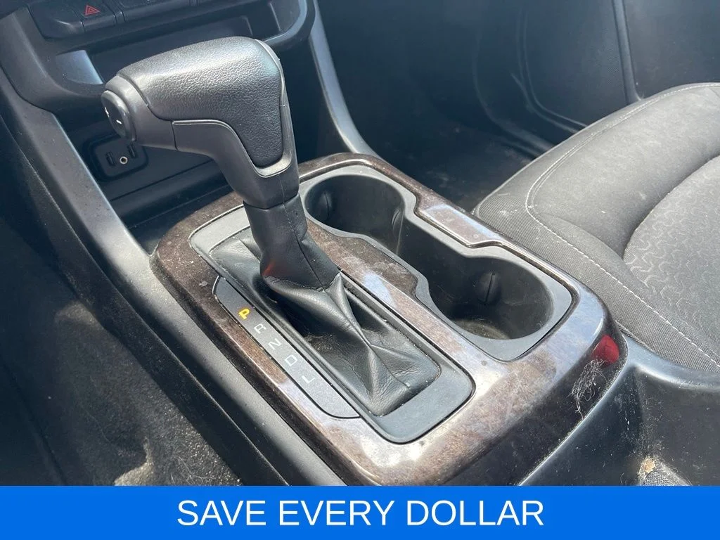 Used 2021 Red GMC Elevation image 10