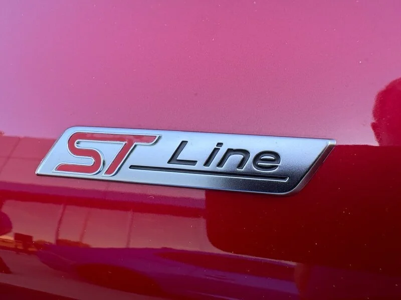 Used 2026 Red Metallic FORD ST-LINE image 28