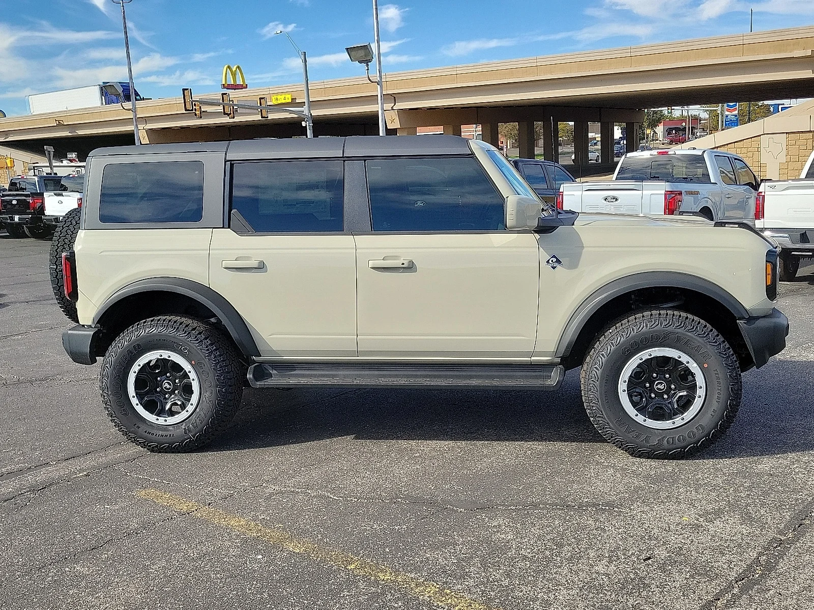 New 2025 Desert Sand Ford Outer Banks&reg; image 5