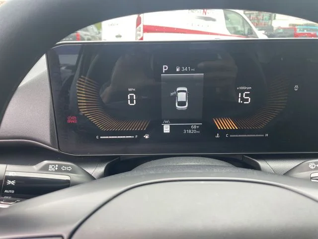 2025 Kia K4 LXS - Photo 18