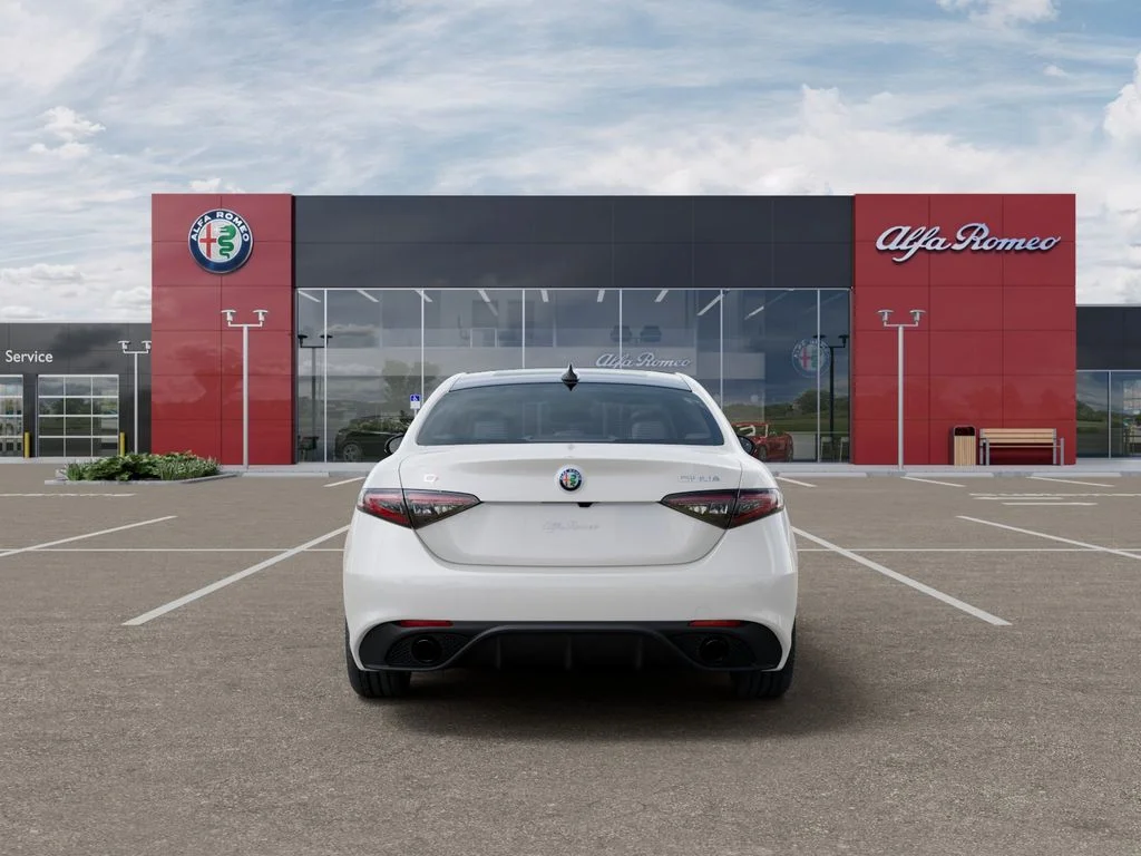 New 2025 Milano White Exterior Paint Alfa Romeo Base image 8