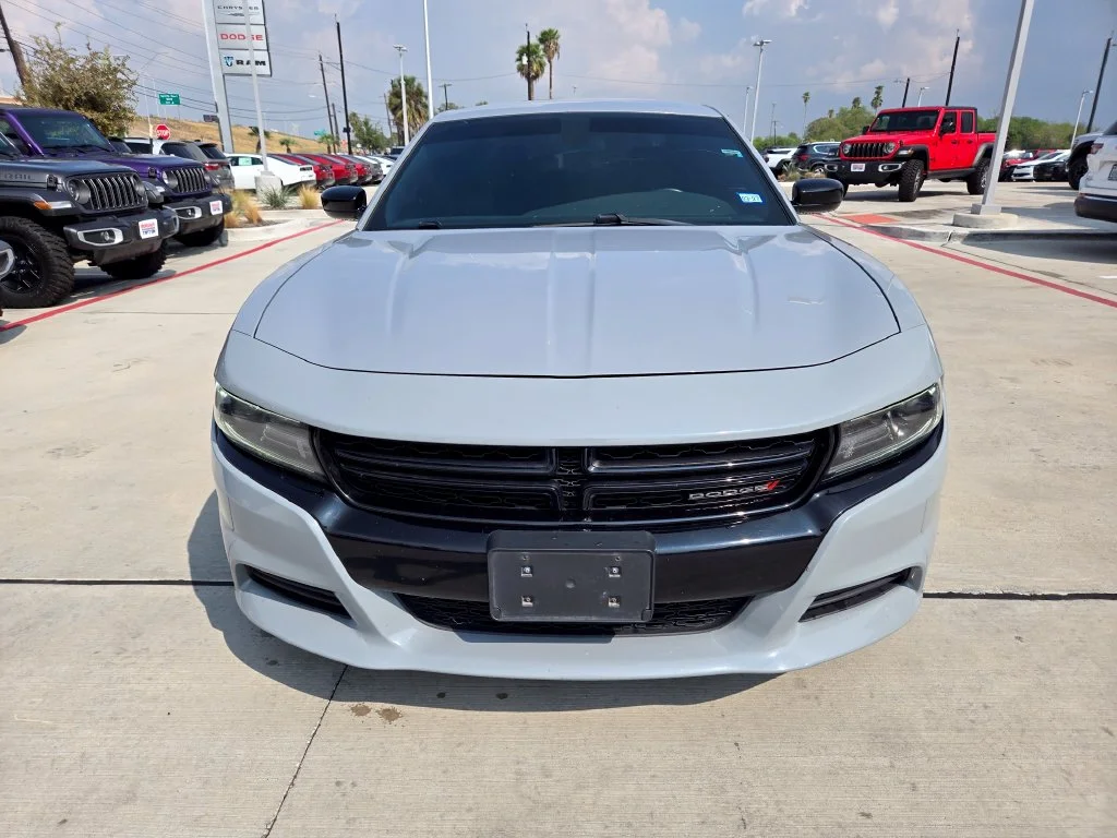 Used 2021 Gray Dodge SXT image 8