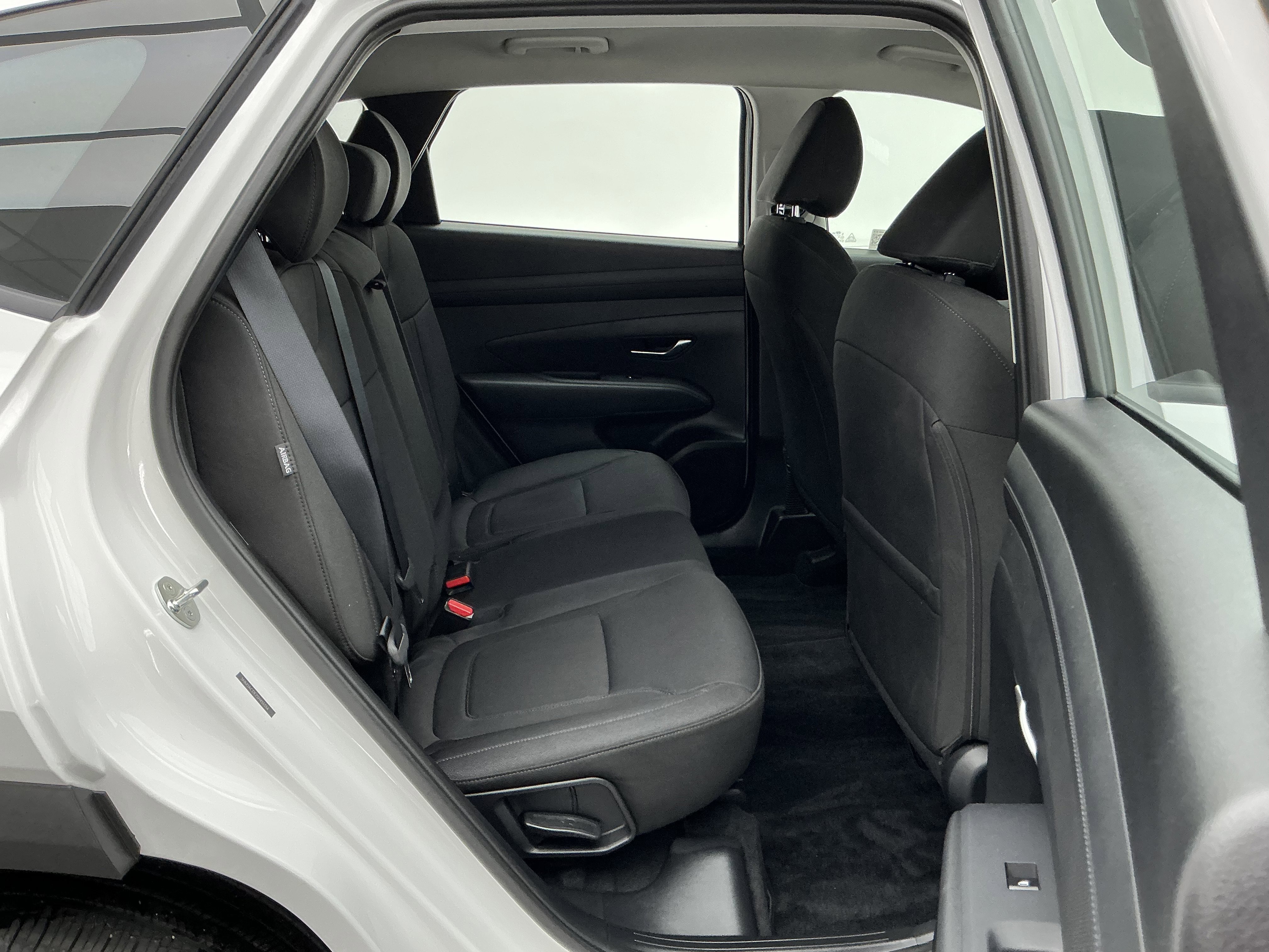 Certified Used 2025 Serenity White Pearl Hyundai SE image 23