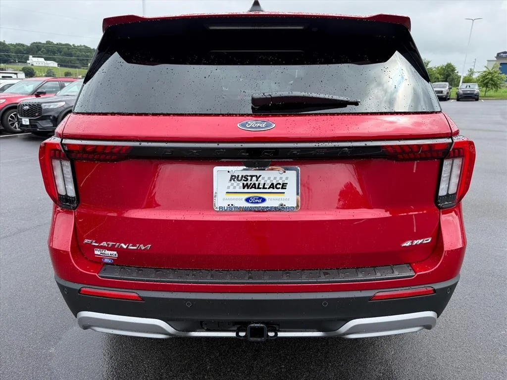 New 2026 Rapid Red Metallic Tinted Clearcoat Ford Platinum™ image 5