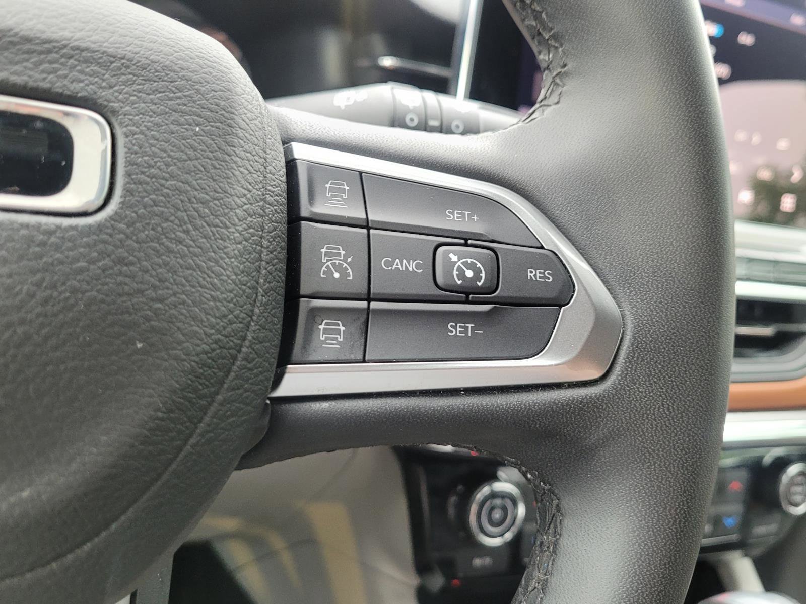 2024 Jeep Compass Limited - Photo 8