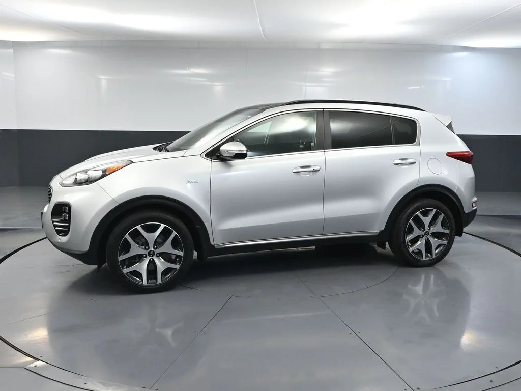 Used 2019 Silver Kia SX image 10