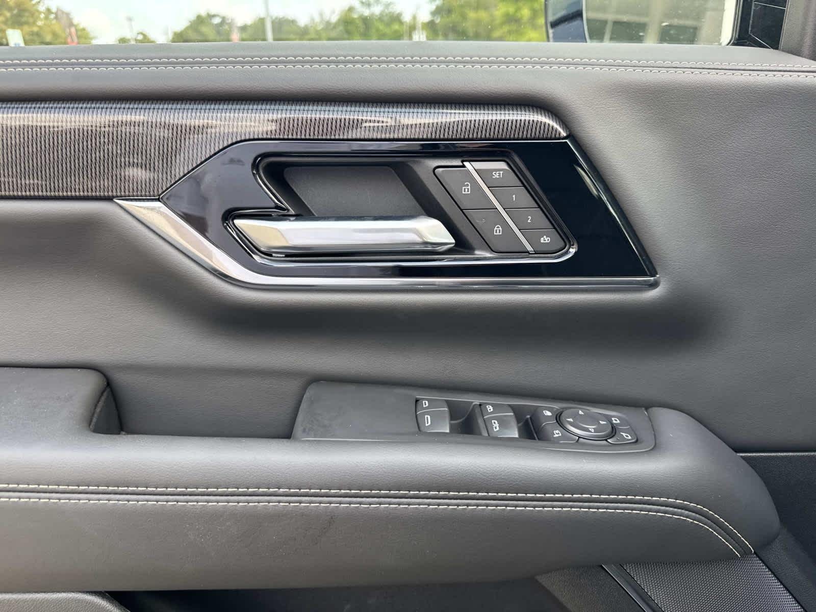2026 GMC Yukon Elevation - Photo 12