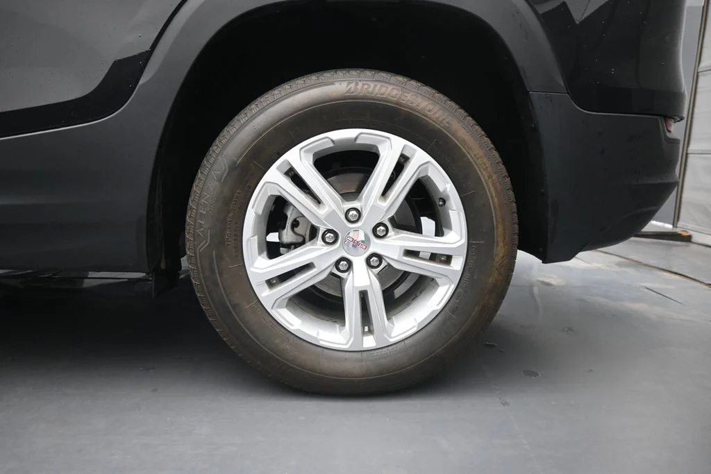 2024 GMC Terrain SLE - Photo 14