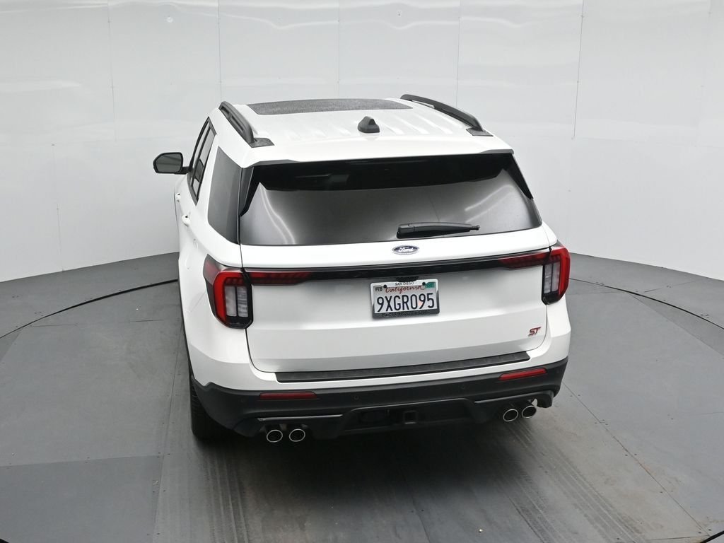New 2026 Star White Metallic Tri-Coat Ford ST image 43