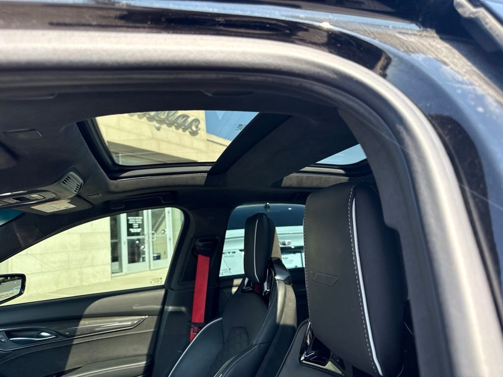 Used 2022 Black Cadillac V-Series image 13