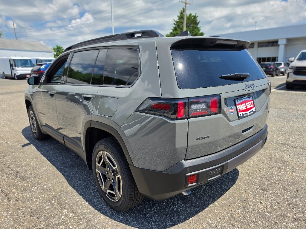 New 2026 Sting-Gray Clear-Coat Exterior Paint Jeep Limited image 9