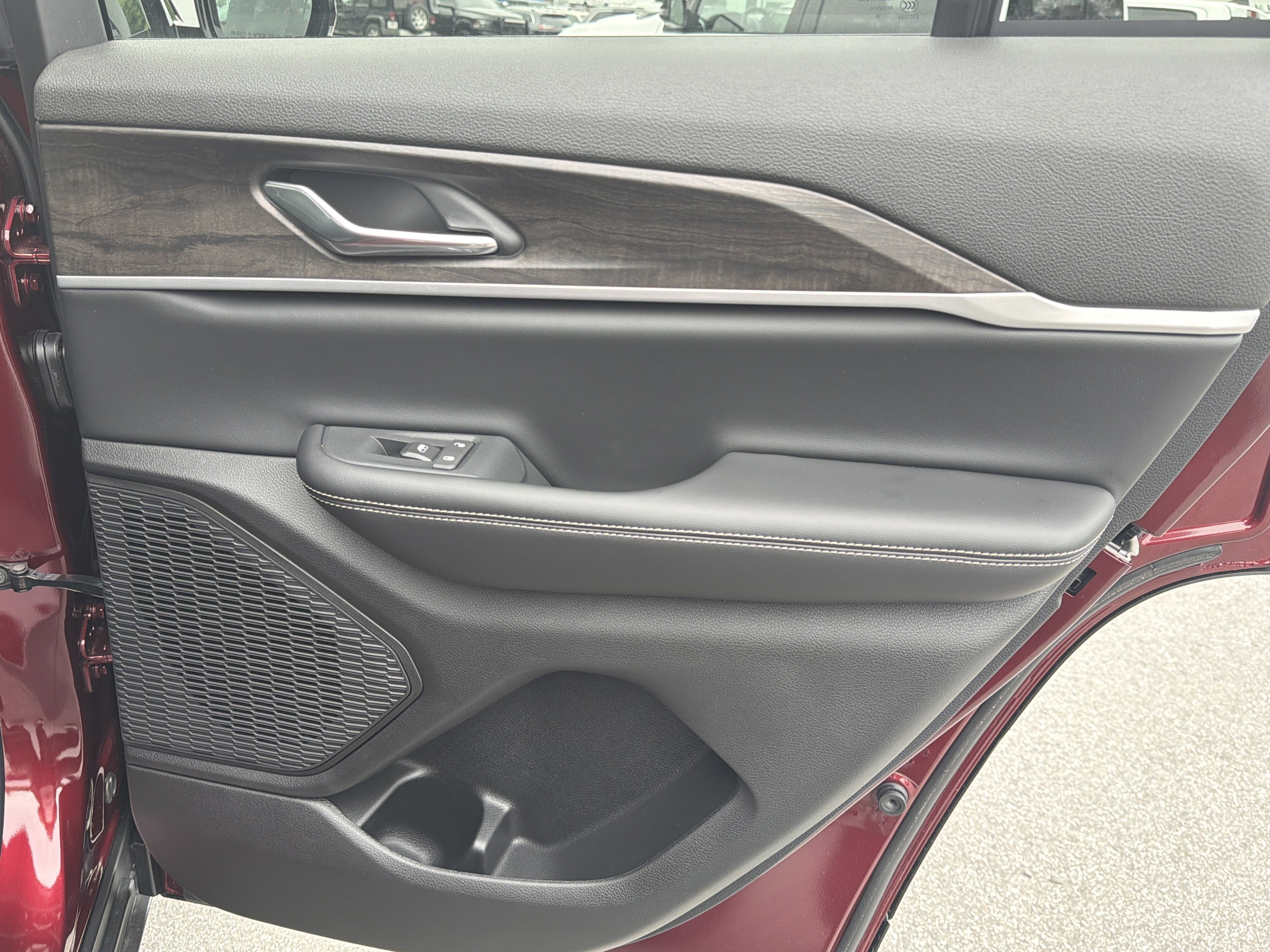 New 2026 Velvet Red Pearlcoat Jeep Laredo Altitude image 19